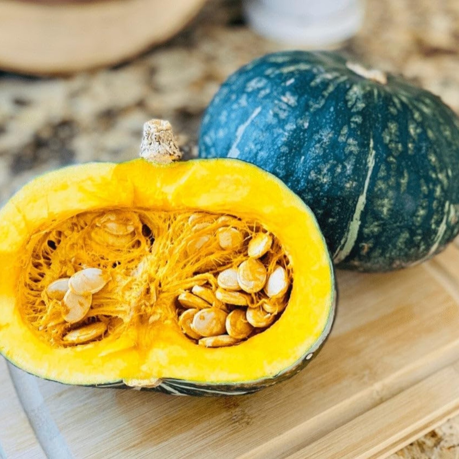 15pcs Kabocha Squash Seeds Japanese Green Pumpkin Variety for Outdoor Vegetable