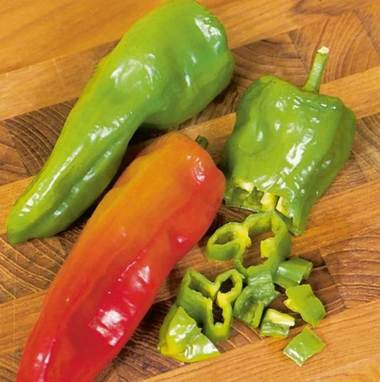 100+ CUBANELLE SWEET FRYING PEPPER SEEDS – SWEET – 100 to 500 Scoville Heat Unit
