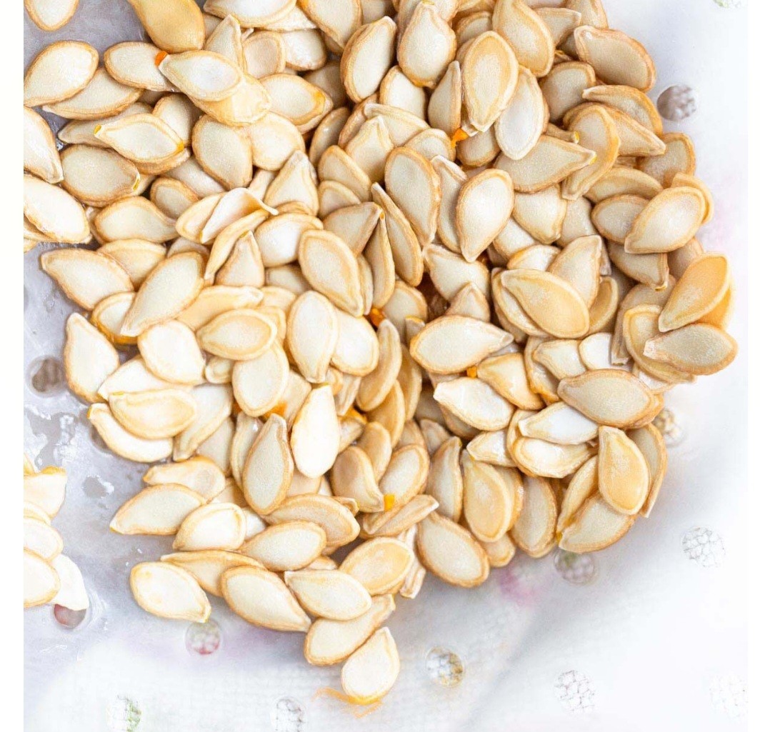 25 ORGANIC HEIRLOOM SEMINOLE PUMPKIN SEEDS/ SQUASH SEEDS.