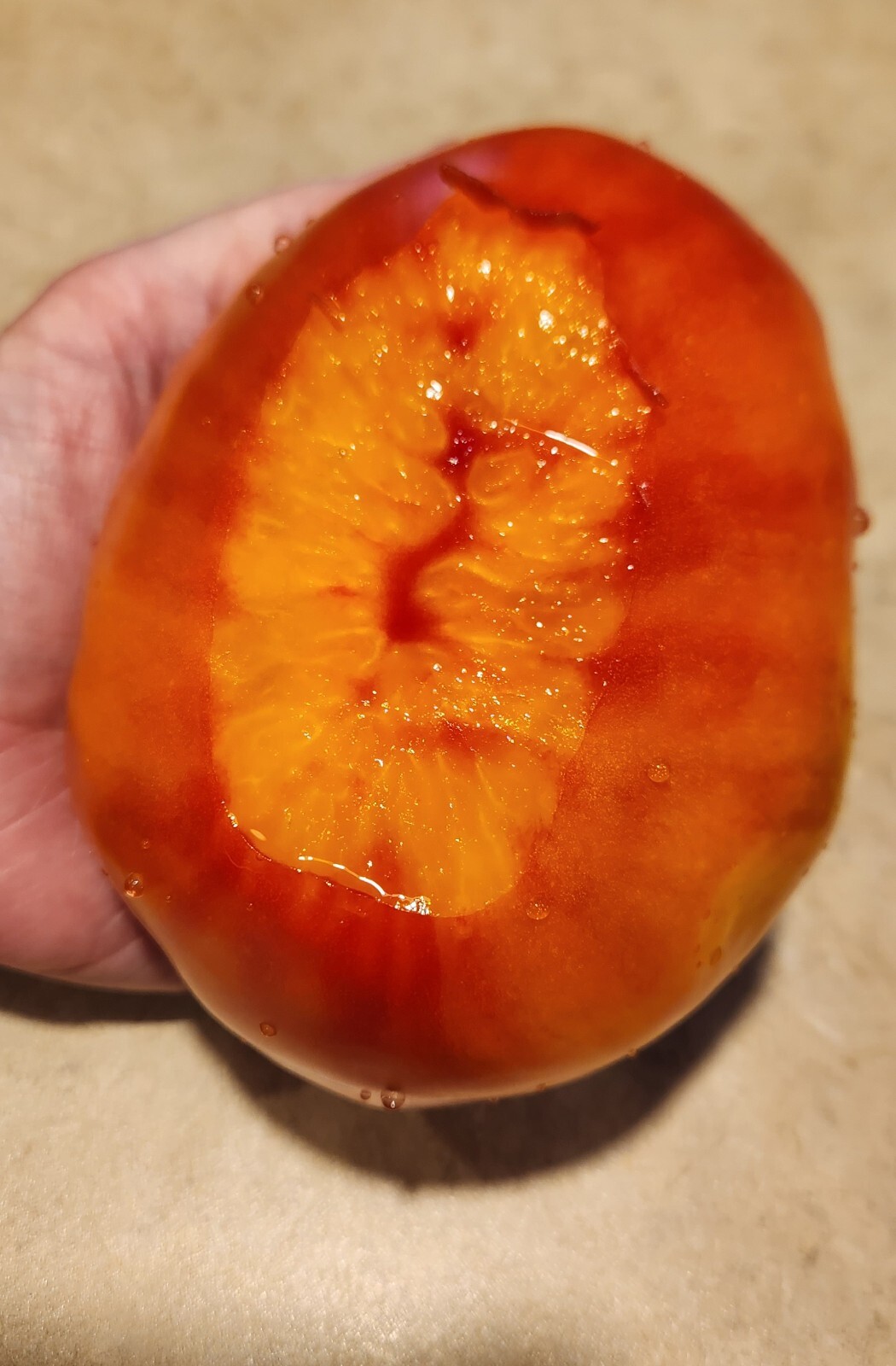30+ Yellow Oxheart Tomato Seeds