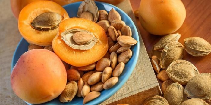 Bitter Apricot Kernel Extract Capsules