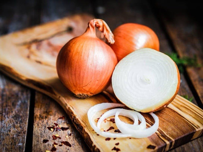 Sweet Yellow Onion, Brown Onion – 200 Seeds 2026 – USA