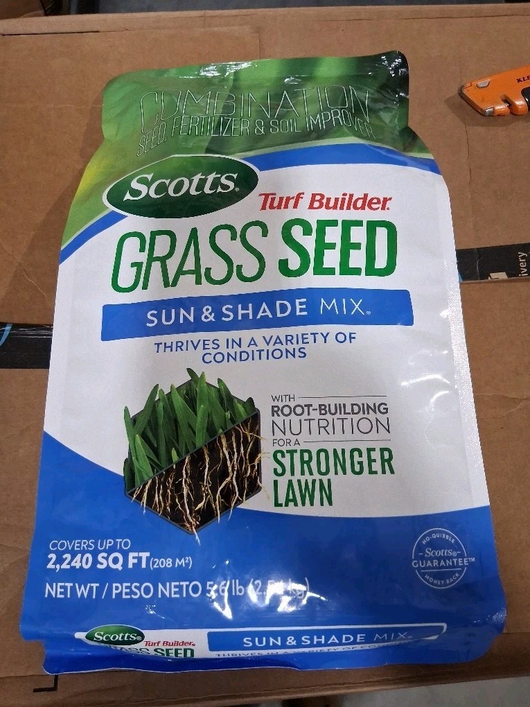 Scotts Turf Builder Mixed Sun or Shade Fertilizer/Seed/Soil Improver 5.6 lb