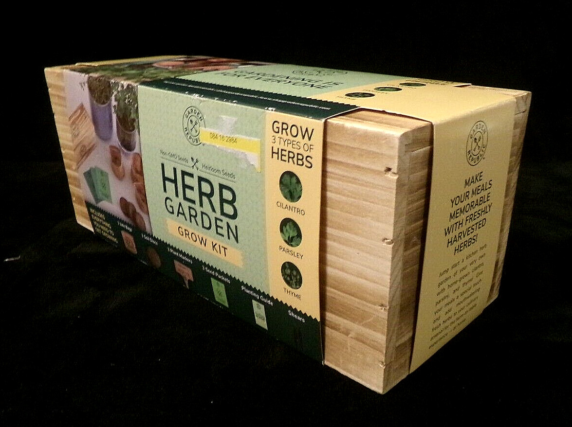 NWOT/NIB GARDEN REPUBLIC HERB GARDEN GROW KIT – Cilantro, Parsley, Thyme