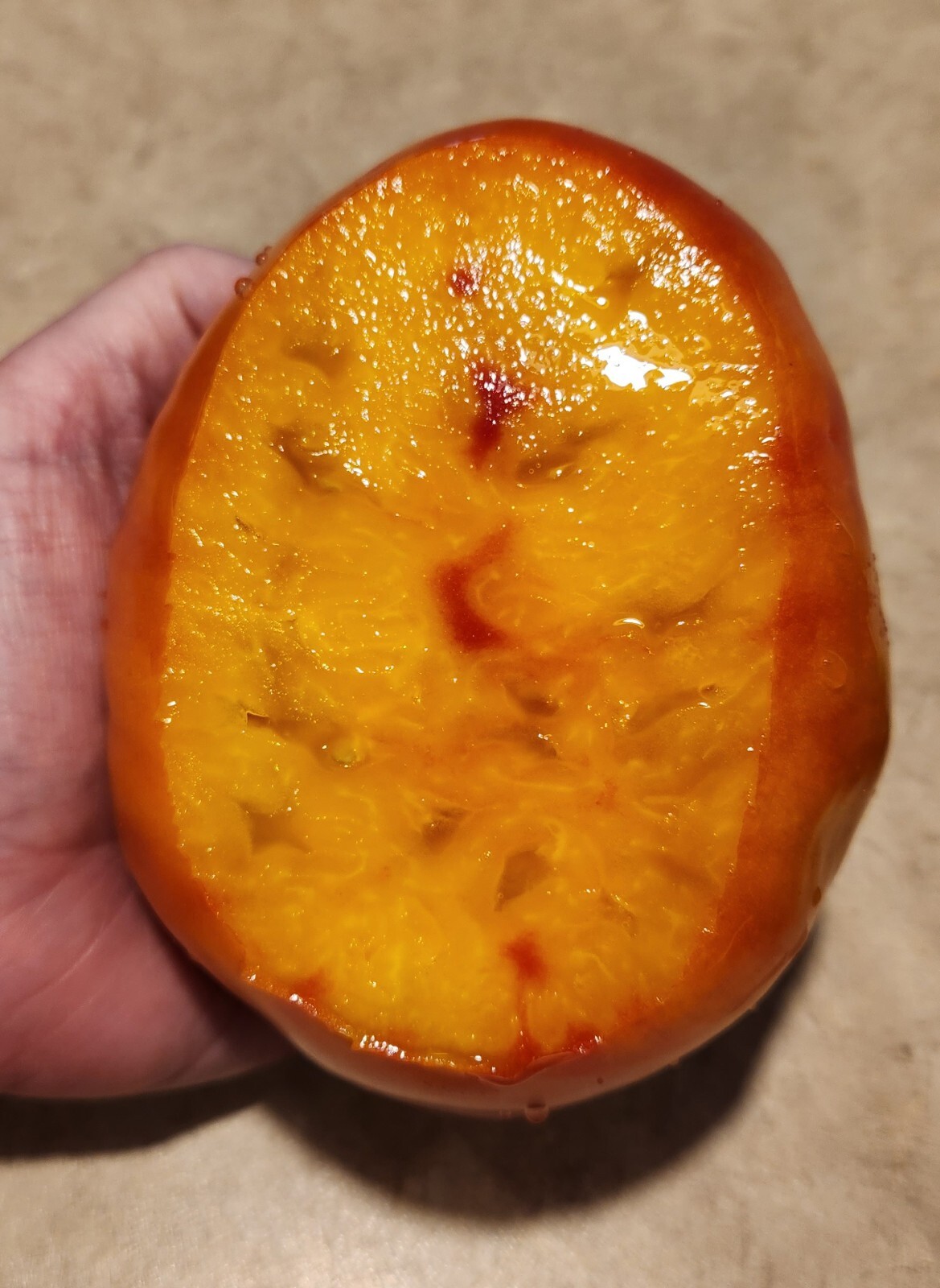 30+ Yellow Oxheart Tomato Seeds