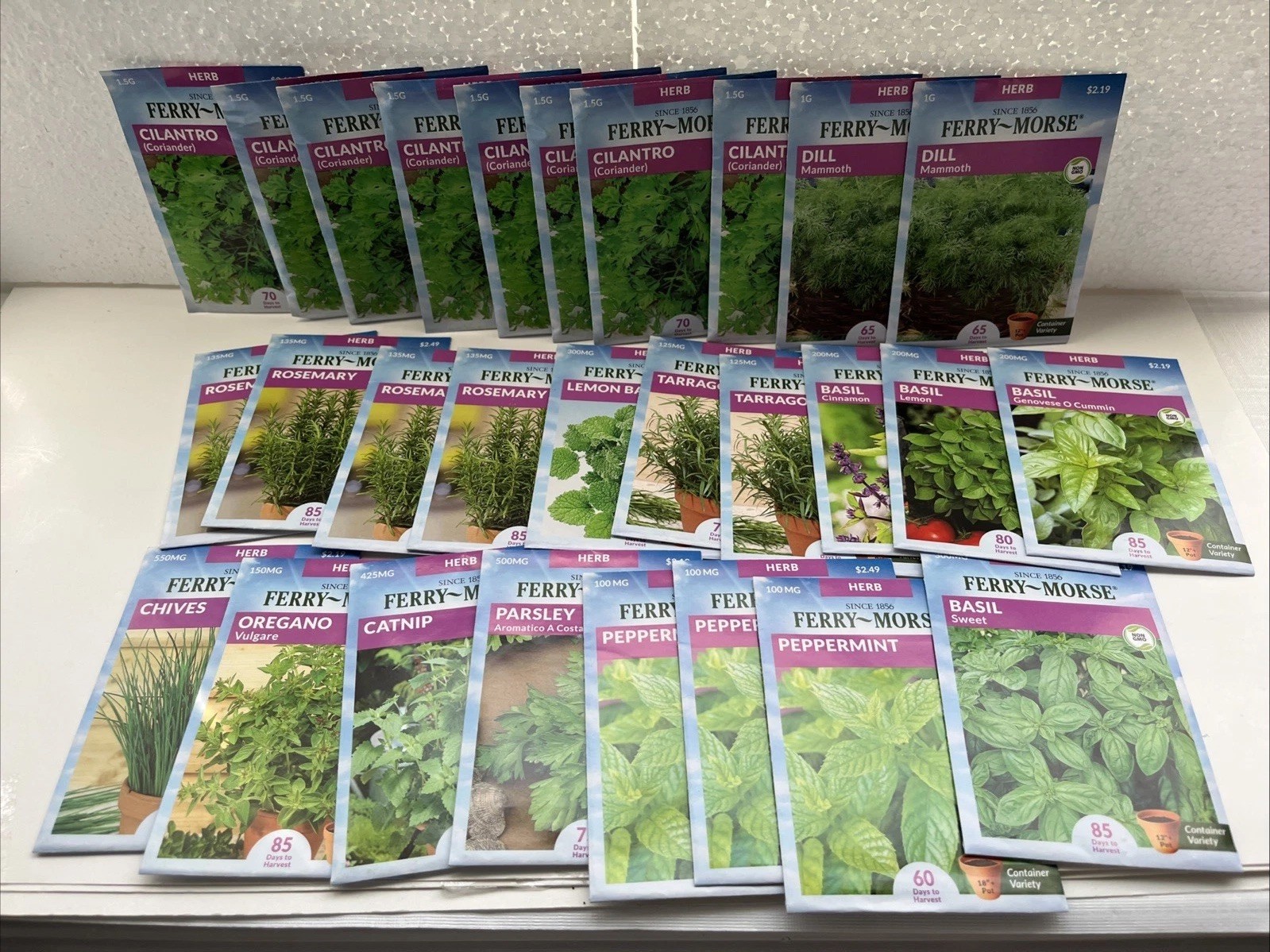 Ferry-Morse Lot Of 28 Mixed Herbs