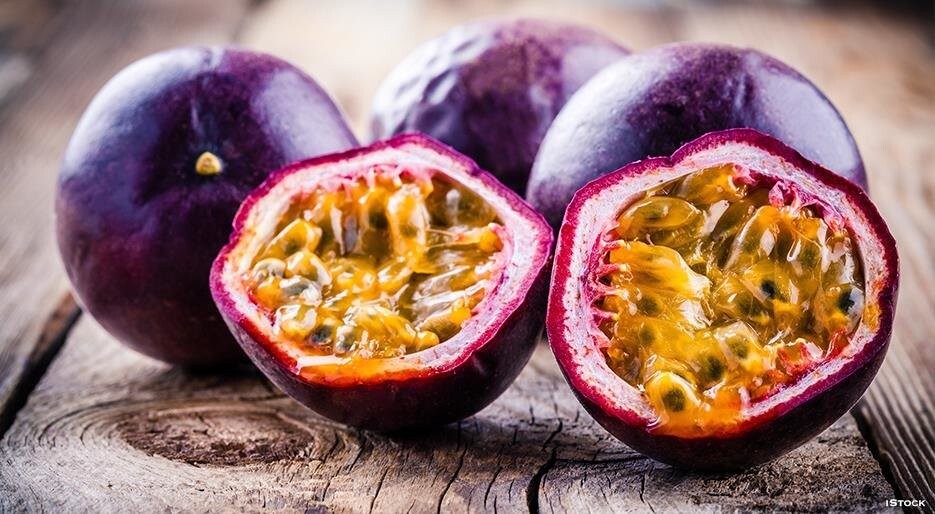 Organic Purple Passion Fruit, Passiflora Edulis – 40 Seeds 2024 – US seller