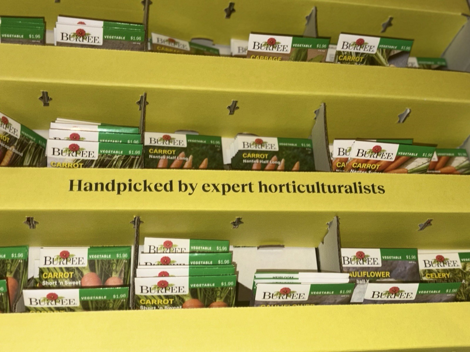 Vegetable Seed Lot Of 600 Packs NOT EXPIRED includes top$$ Herbs