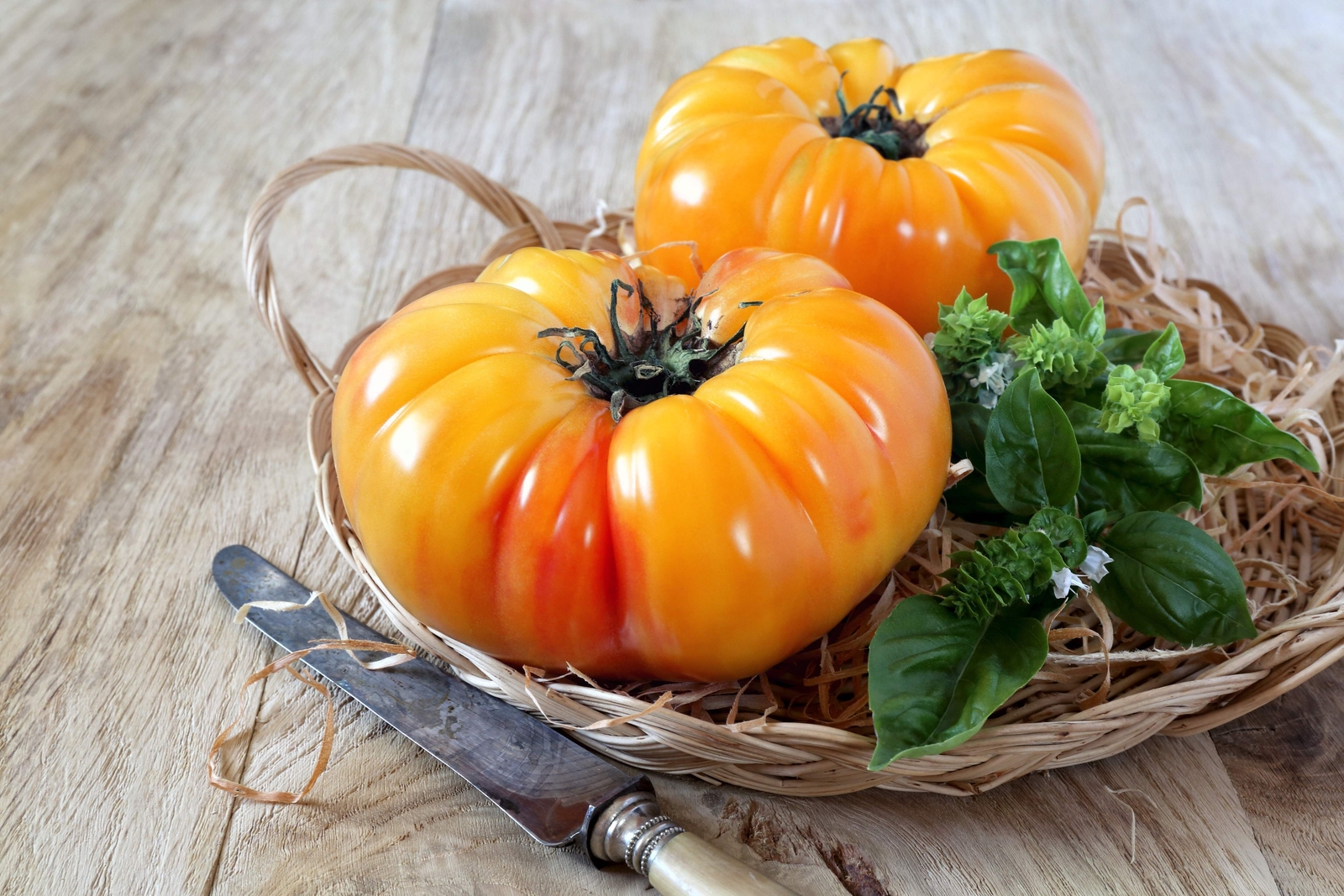 50 PINEAPPLE TOMATO Heirloom Beefsteak Indeterminate Solanum Fruit Vegetable See