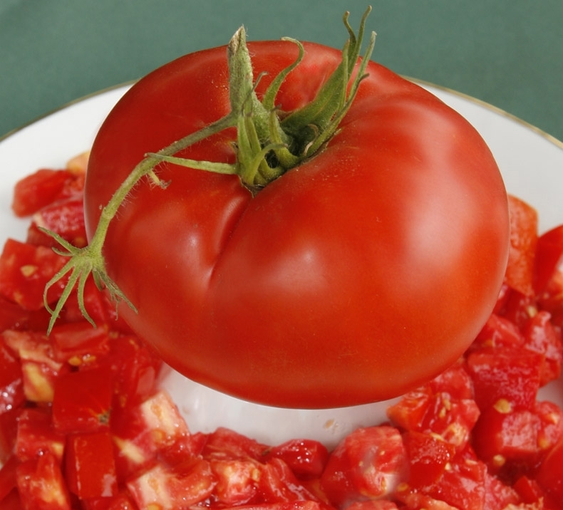 “DELICIOUS ” VARIETY TOMATO SEEDS* 15 COUNT PKT* GIANT SLICER*MEATY*FEW SEEDS*