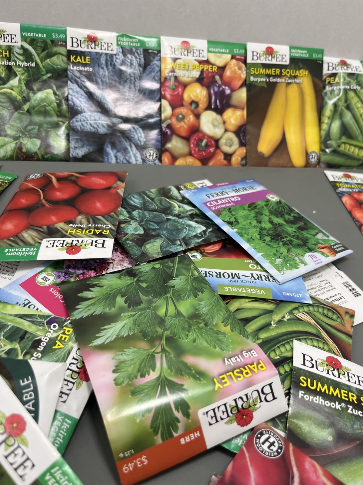 Flowers &Vegetable Plant Seeds (Assorted Lot of 100) sell by 11/26 Garden
