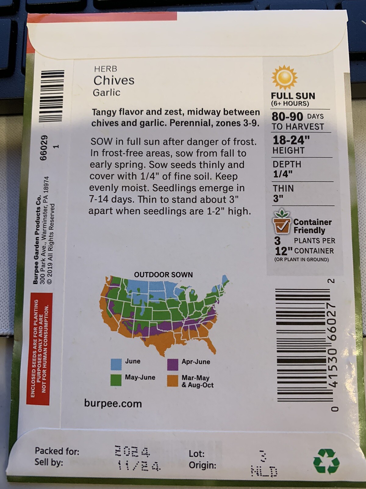 Burpee Organic Garlic Chives Herb Seed, 1-Pack 480 mg. Full Sun Tangy Zesty
