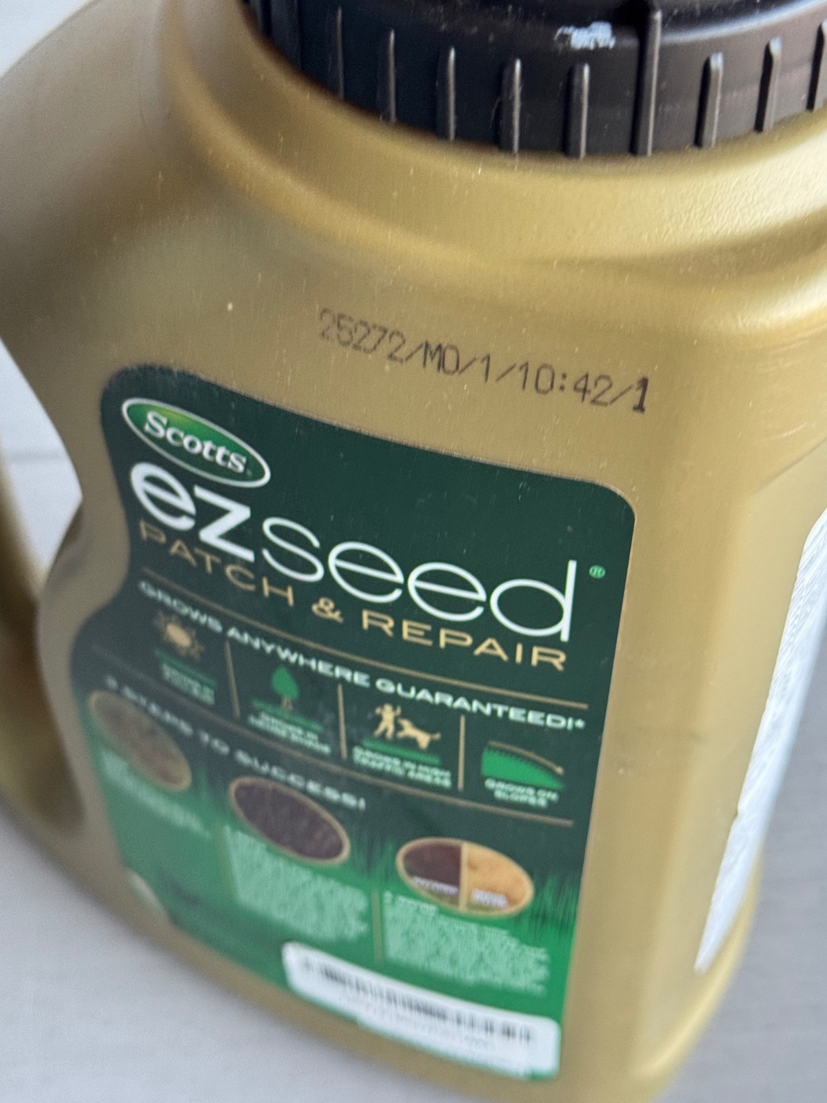 Scotts EZSeed Patch & Repair Sun And Shade Grass Seed Mulch Fertilizer 3.75lb