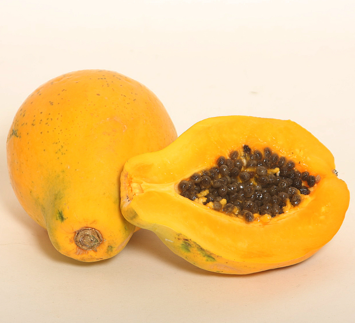 50 Fresh Seeds Golden Yellow HAWAIIAN PAPAYA Hawaii Tropical Fruit