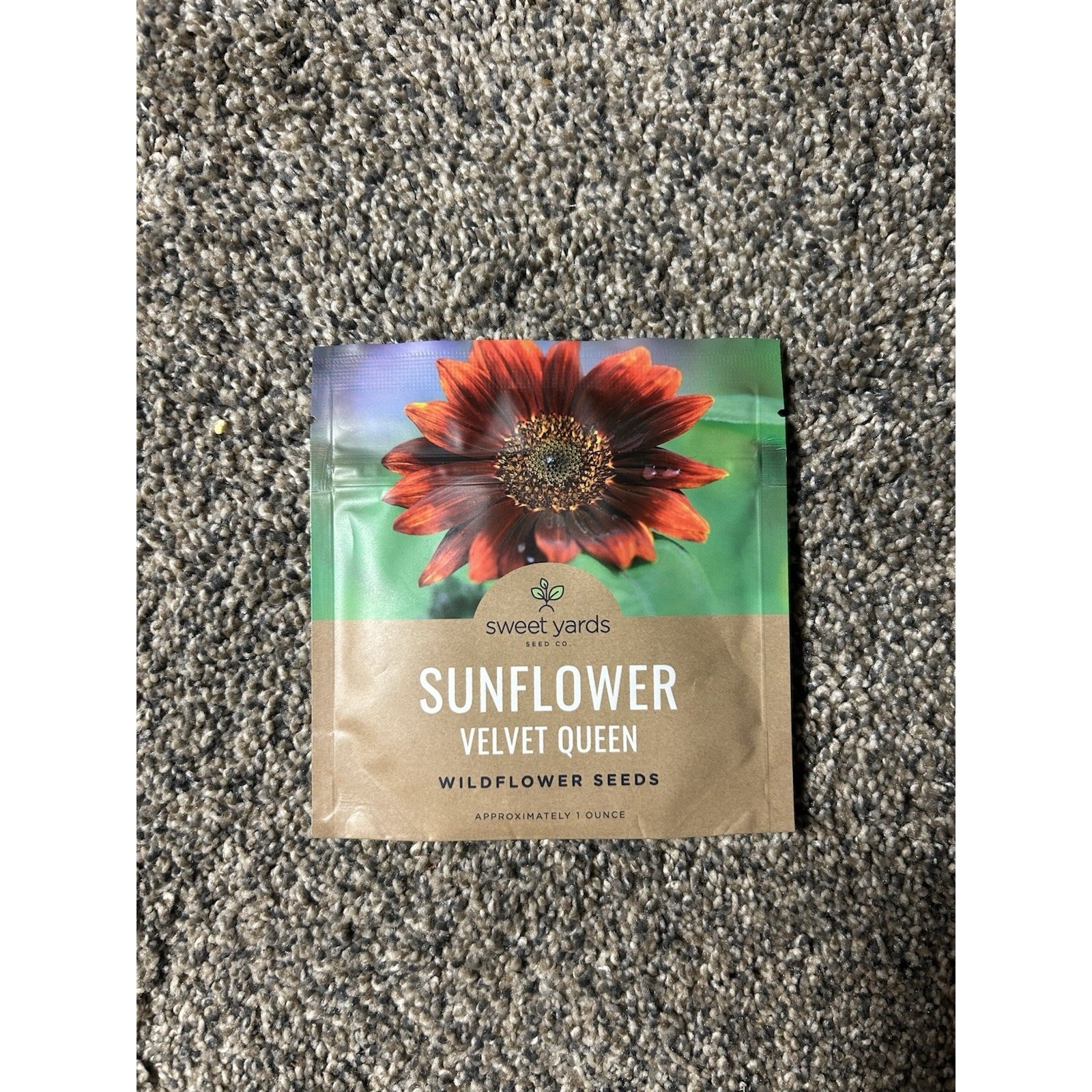 Sweet Yards Seed Co. – SunFlower Seeds Velvet Queen Wildflower Seeds 1 oz