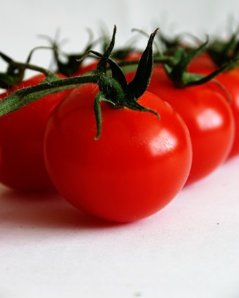 LARGE CHERRY TOMATO *MEDICINAL* ANTIOXIDANT* 25 SEEDS* HEALTHFUL* FIRM FRUIT *