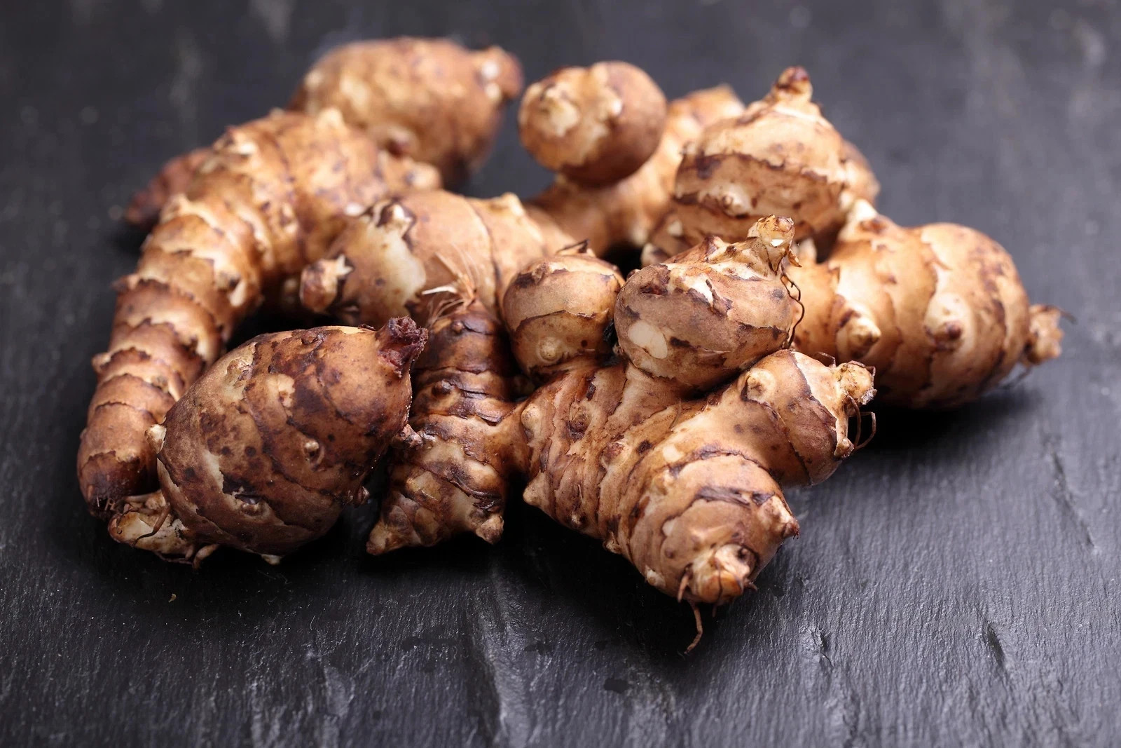 4OZ Jerusalem Artichokes tubers Sunchokes Roots Tubers freshly dug plant or eat