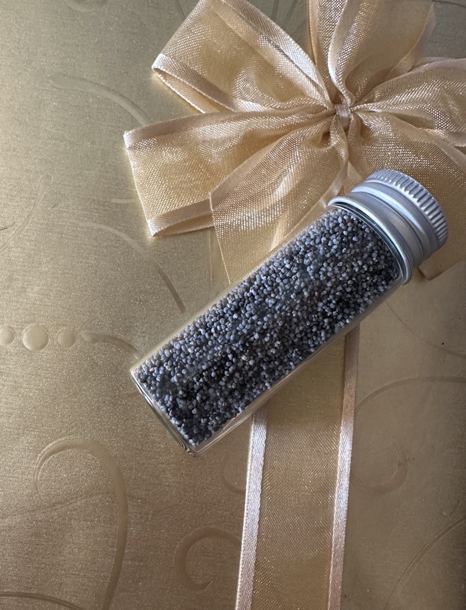 Organic blue poppy seeds grow beautiful poppies, 9g = Approx 30,100 Poppy Seeds.