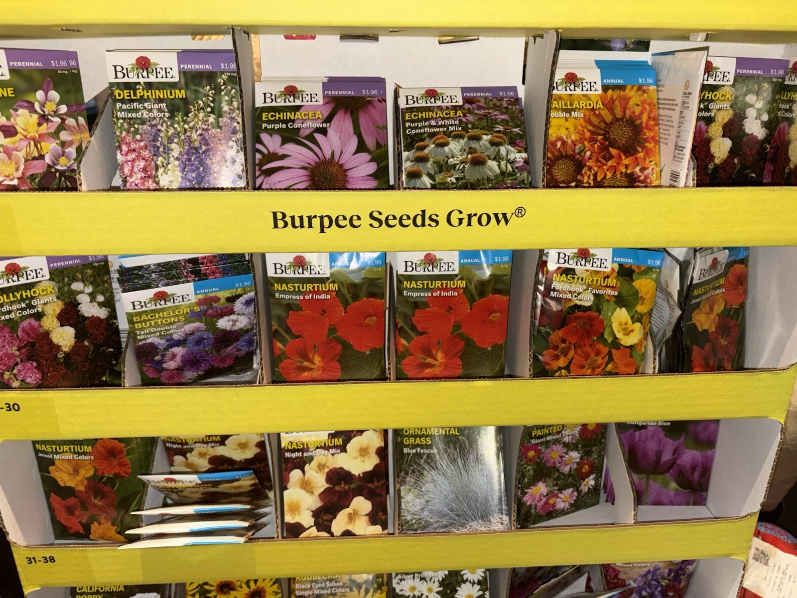 Vegetable Seed Lot Of 600 Packs NOT EXPIRED includes top$$ Herbs
