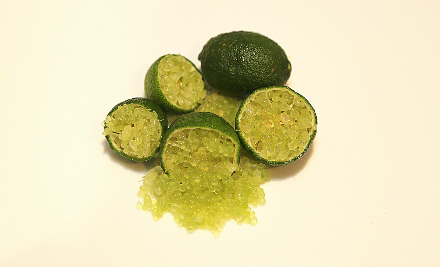 Green Giant caviar Australian Finger Lime/citrus 3 cuttings, no roots, imported