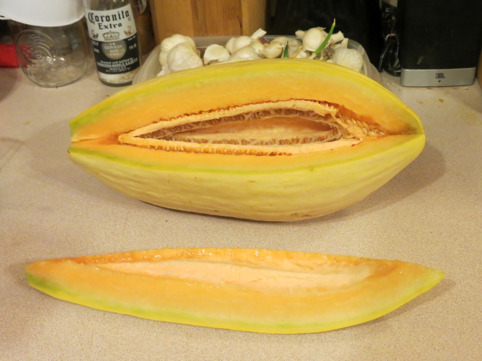 30+BANANA MELON Seeds Heirloom Fruit Vine Summer Vegetable Garden Container Easy