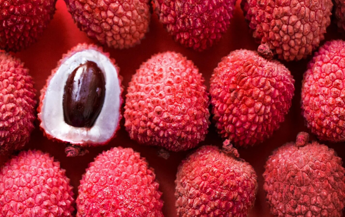 15 RARE BIG Supper Sweet Lychee Tropical Fruit Seeds , Collected August 2024
